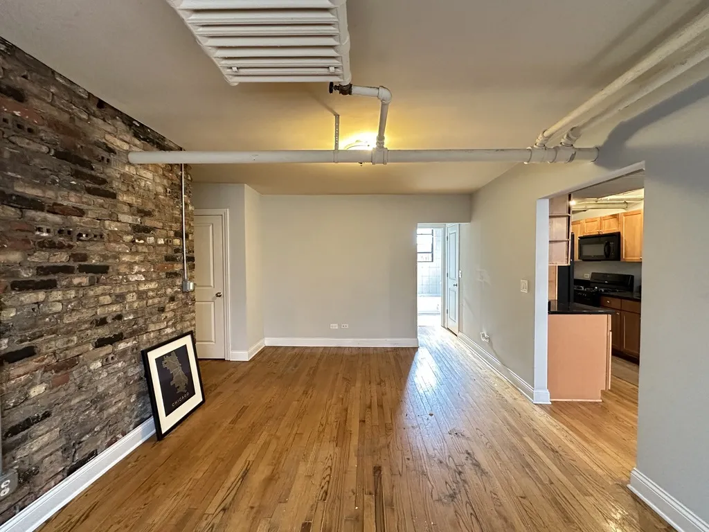 750 W Addison St, ,  60613, USA 60613-unit#G-Chicago-IL