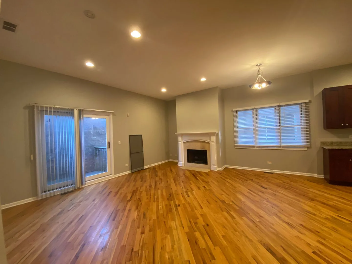 1528 W Greenleaf Ave, ,  60626, USA 60626-unit#1N-Chicago-IL