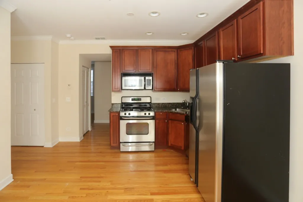 3252 N Clifton Ave, ,  60657, USA 60657-unit#1E-Chicago-IL