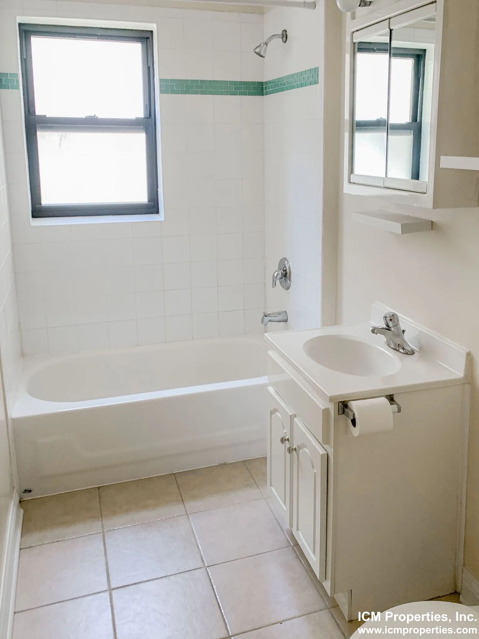 512 W Cornelia Ave, , 60657, USA 60657-unit#516-210-Chicago-IL