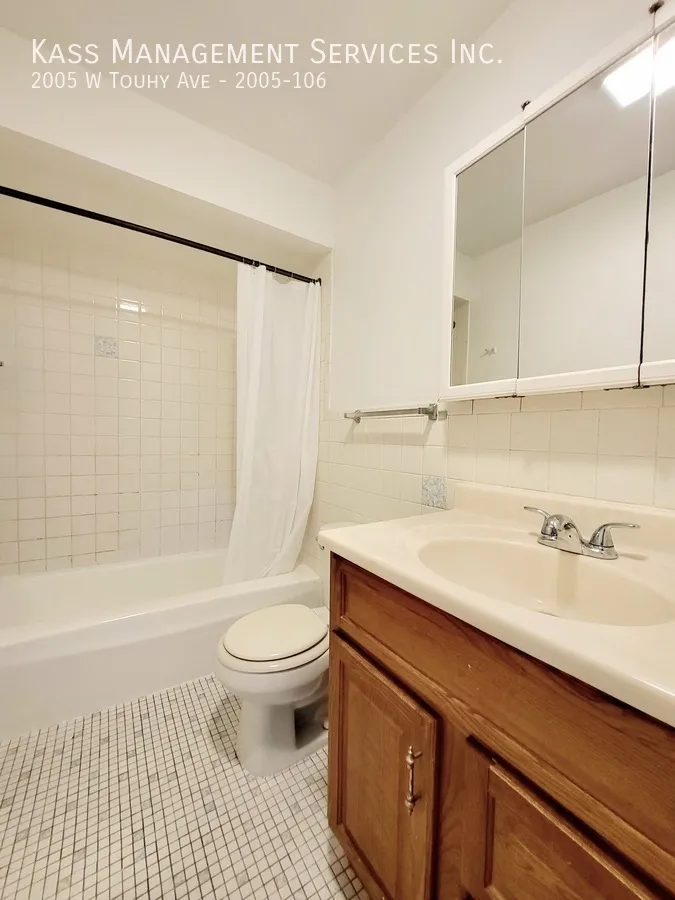 2001 W Touhy Ave, ,  60645, USA 60645-unit#2005-106-Chicago-IL