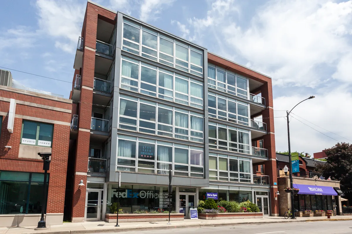 744 W Fullerton Pkwy, , 60614, USA 60614-unit#304-Chicago-IL
