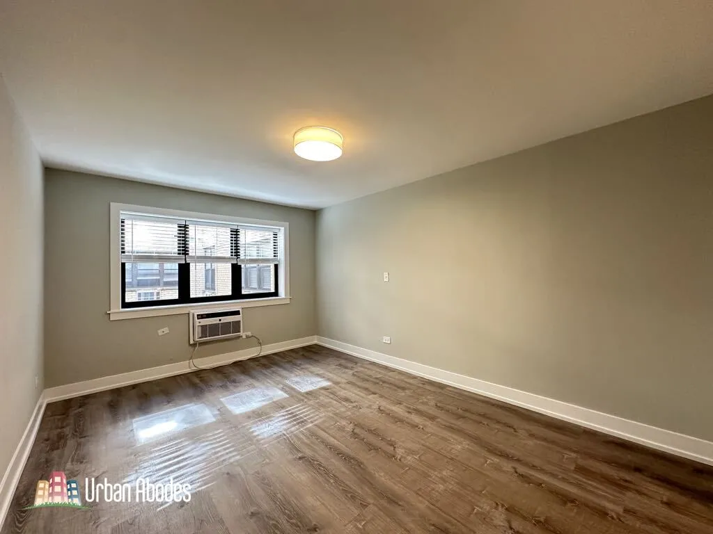 445 W Barry Ave, ,  60657, USA 60657-unit#318-Chicago-IL