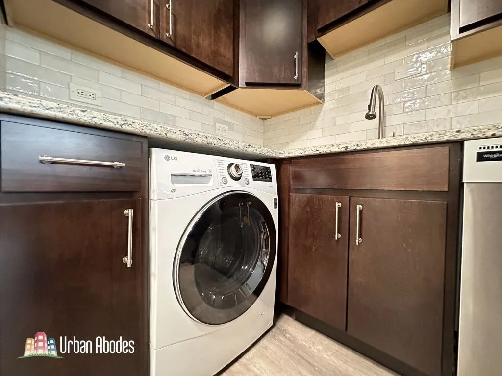445 W Barry Ave, ,  60657, USA 60657-unit#318-Chicago-IL