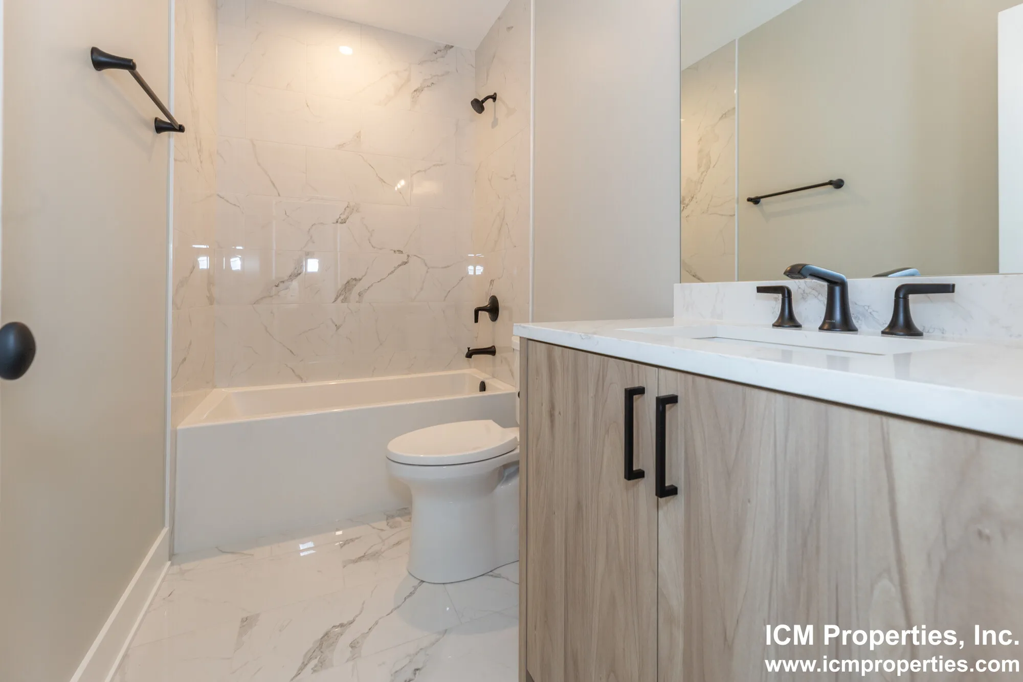 2455 W Logan Blvd, ,  60647, USA 60647-unit#2455-2-Chicago-IL