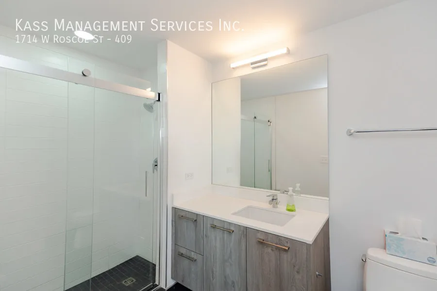 1714 W Roscoe St, ,  60657, USA 60657-unit#409-Chicago-IL