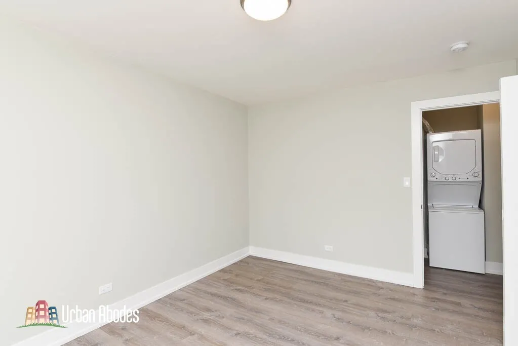530 W Surf St, ,  60657, USA 60657-unit#416-Chicago-IL