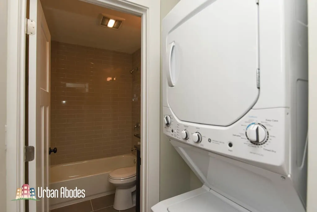 530 W Surf St, ,  60657, USA 60657-unit#416-Chicago-IL