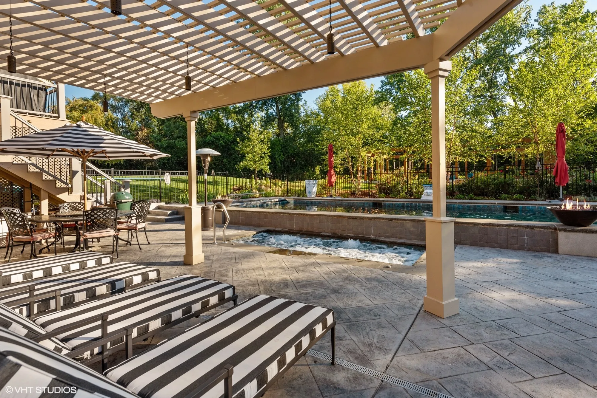 675 Old Barrington Rd, , 60010, USA 60010-North Barrington-IL