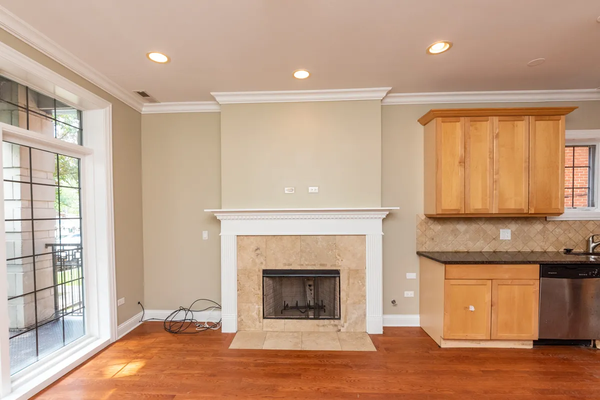 6217 S Kimbark Ave, ,  60637, USA 60637-unit#3S-Chicago-IL