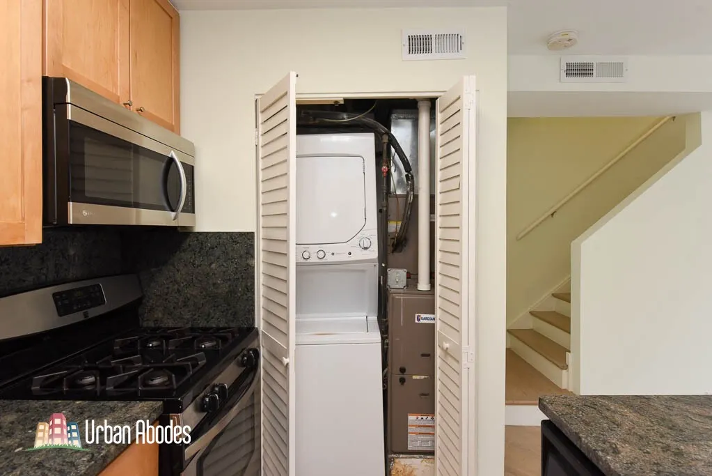 944 W Grace St, ,  60613, USA 60613-unit#B202-Chicago-IL