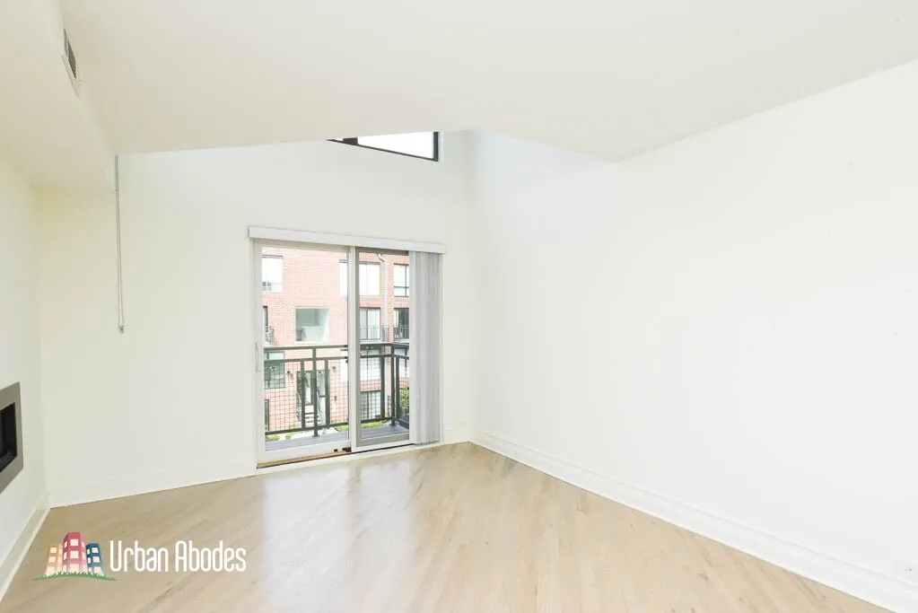 944 W Grace St, ,  60613, USA 60613-unit#B202-Chicago-IL