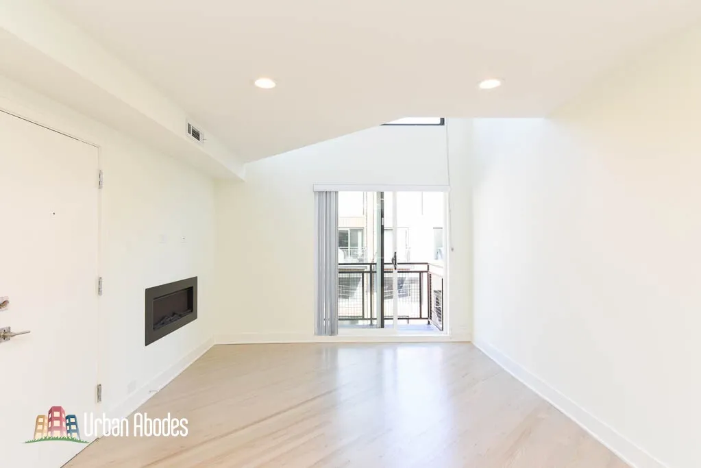 954 W Grace St, ,  60613, USA 60613-unit#J201-Chicago-IL