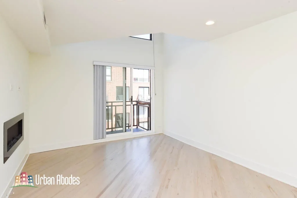 954 W Grace St, ,  60613, USA 60613-unit#J201-Chicago-IL