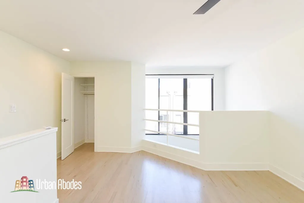 954 W Grace St, ,  60613, USA 60613-unit#J201-Chicago-IL