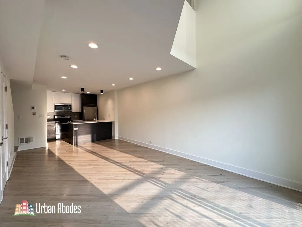 944 W Grace St, , 60613, USA 60613-unit#B201-Chicago-IL