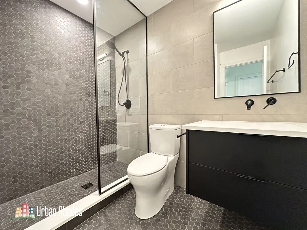 944 W Grace St, , 60613, USA 60613-unit#B201-Chicago-IL