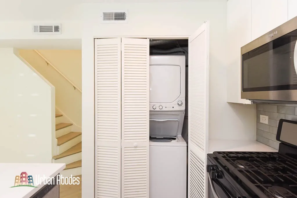 944 W Grace St, ,  60613, USA 60613-unit#C101-Chicago-IL