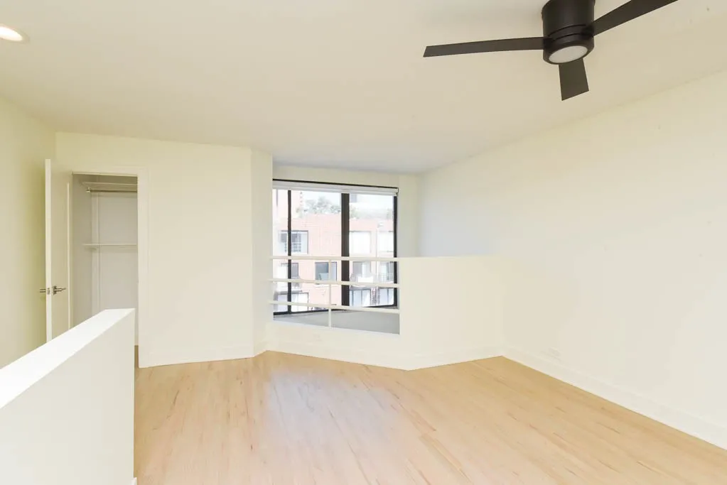 954 W Grace St, , 60613, USA 60613-unit#F201-Chicago-IL