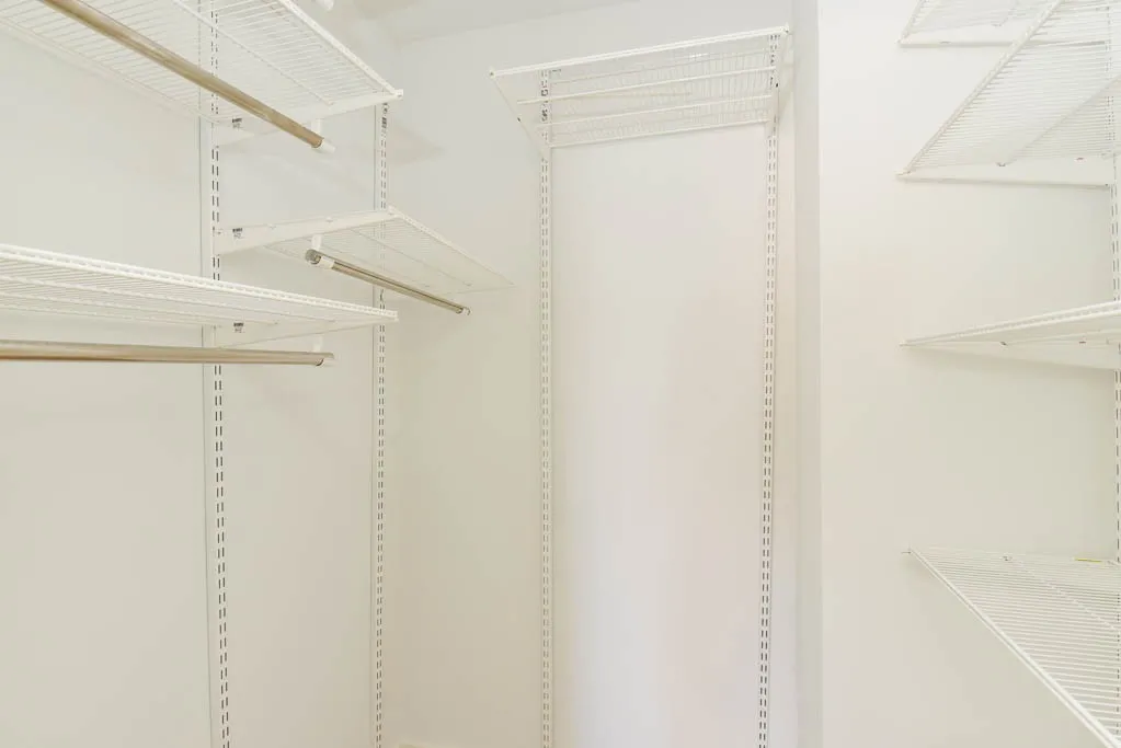 954 W Grace St, , 60613, USA 60613-unit#F201-Chicago-IL