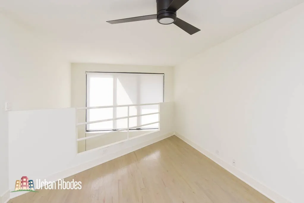 944 W Grace St, , 60613, USA 60613-unit#F102-Chicago-IL