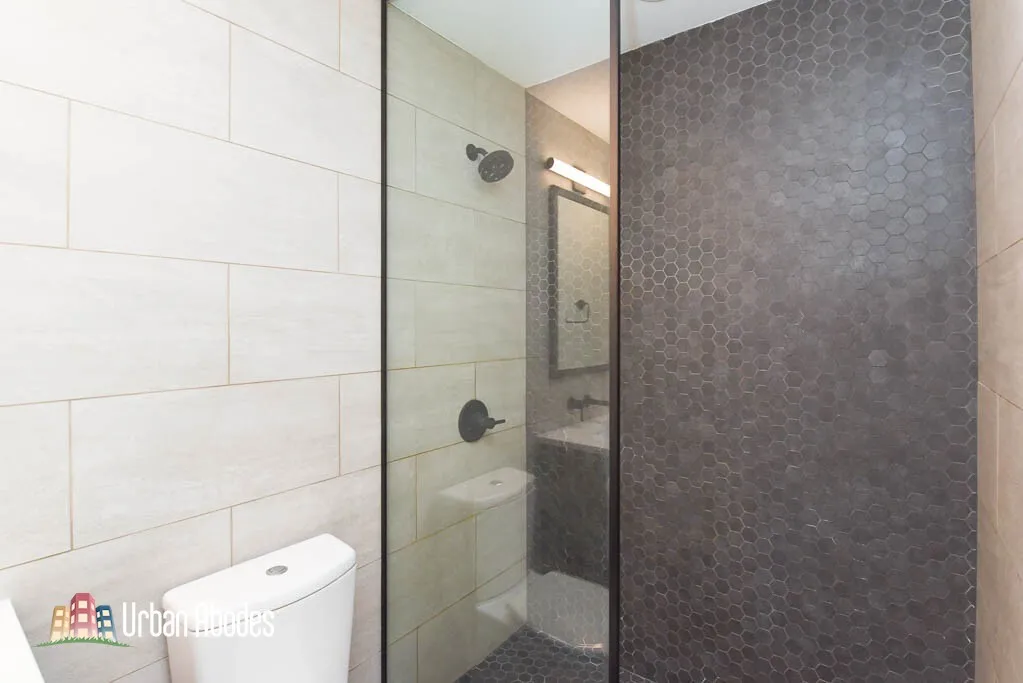 944 W Grace St, , 60613, USA 60613-unit#F102-Chicago-IL