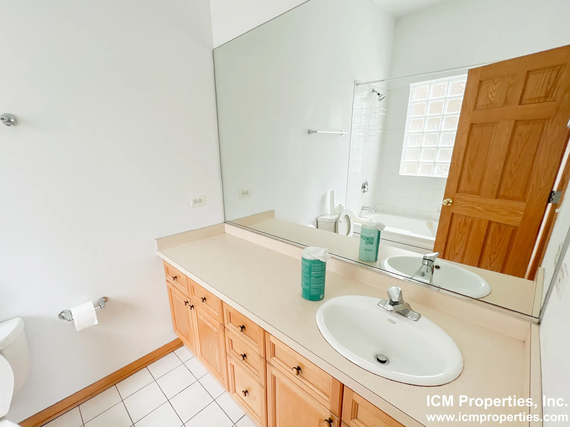 2741 N Southport Ave, ,  60614, USA 60614-unit#2741-3S-Chicago-IL