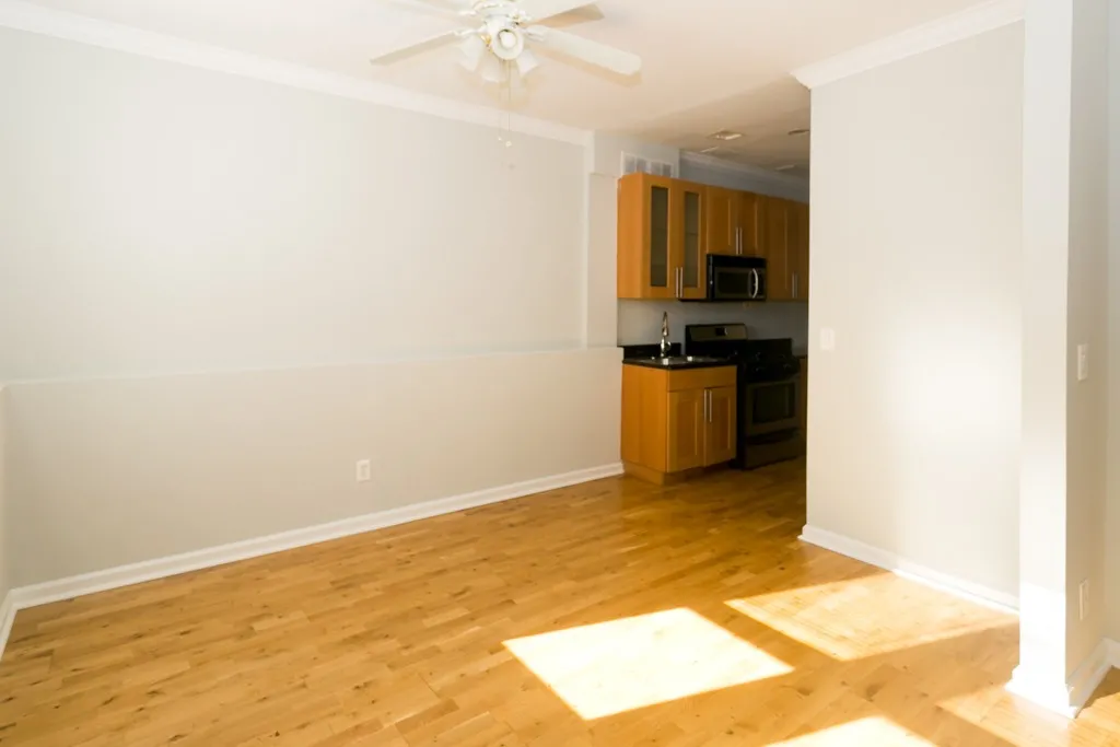 548 W Surf St, , 60657, USA 60657-unit#G-Chicago-IL
