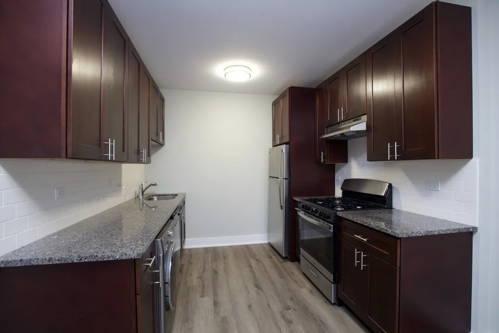 725 St Johns Ave, ,  60035, USA 60035-unit#09-Highland Park-IL