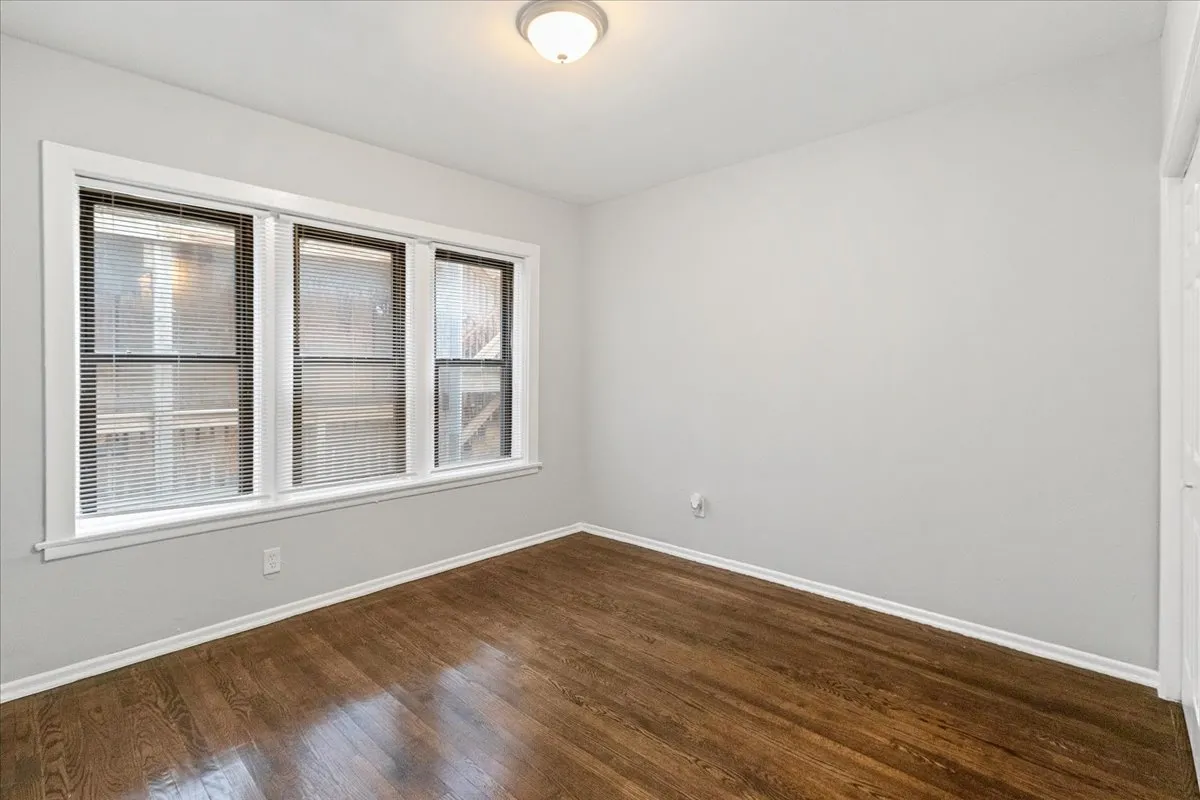 6700 S Merrill Ave, , 60649, USA 60649-unit#1W-Chicago-IL