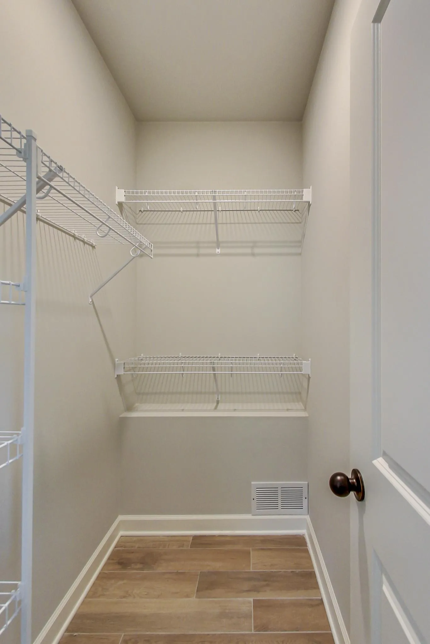 6117 S University Ave, ,  60637, USA 60637-unit#6-Chicago-IL