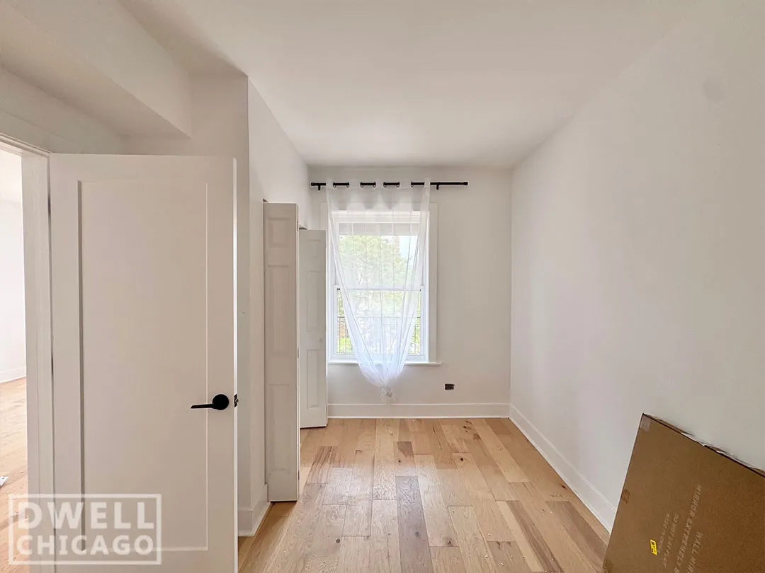 618 W Patterson Ave, , 60613, USA 60613-unit#2E-Chicago-IL