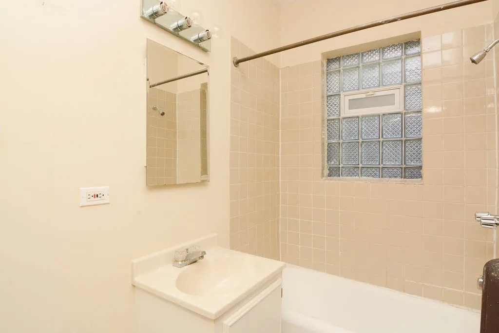 4233 N Paulina St, , 60613, USA 60625-unit#1W-Chicago-IL