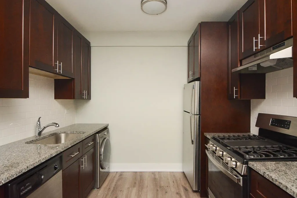 725 St Johns Ave, Highland Park, 60035, USA 60035-unit#03-Chicago-IL