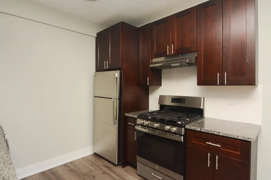 725 St Johns Ave, Highland Park, 60035, USA 60035-unit#03-Chicago-IL