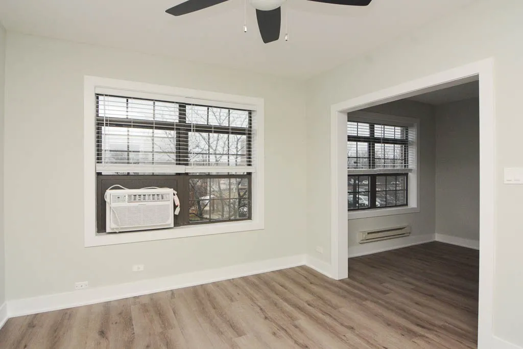 725 St Johns Ave, Highland Park, 60035, USA 60035-unit#03-Chicago-IL