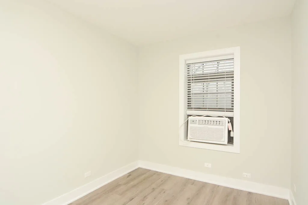 725 St Johns Ave, Highland Park, 60035, USA 60035-unit#03-Chicago-IL