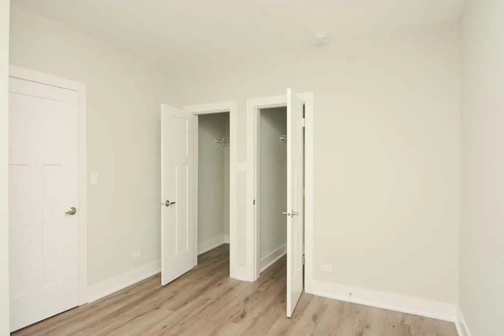 725 St Johns Ave, Highland Park, 60035, USA 60035-unit#03-Chicago-IL