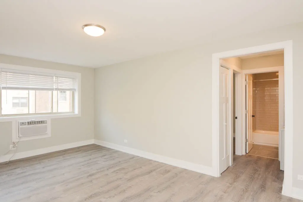 530 W Surf St, , 60657, USA 60657-unit#212-Chicago-IL