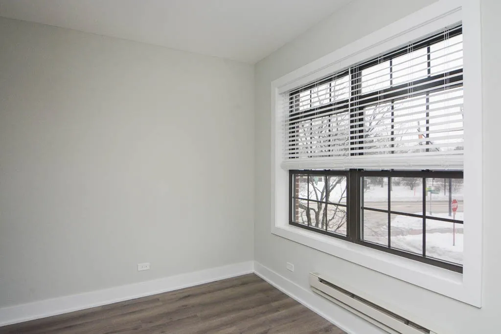 725 St Johns Ave, Highland Park,  60035, USA 60035-unit#04-Chicago-IL