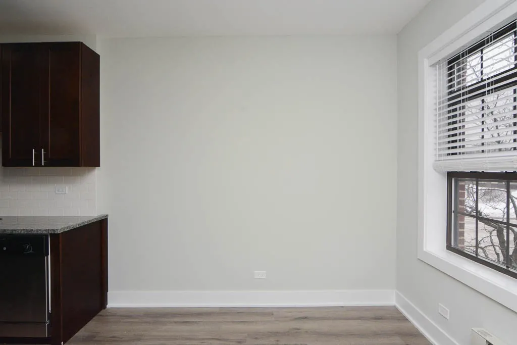 725 St Johns Ave, Highland Park,  60035, USA 60035-unit#04-Chicago-IL
