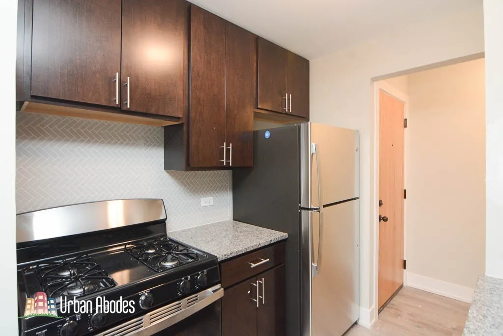 530 W Surf St, , 60657, USA 60657-unit#311-Chicago-IL