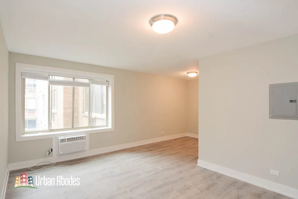 530 W Surf St, , 60657, USA 60657-unit#311-Chicago-IL