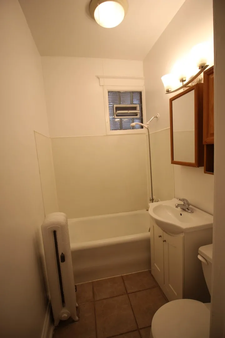 3925 W Schubert Ave, ,  60647, USA 60647-unit#2-Chicago-IL