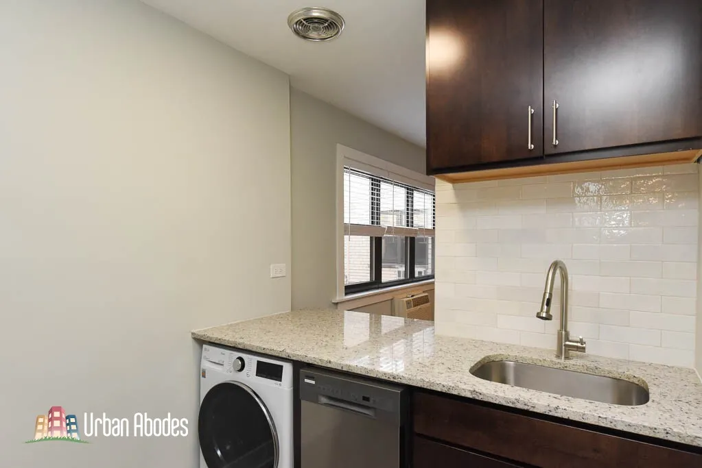 445 W Barry Ave, ,  60657, USA 60657-unit#530-Chicago-IL