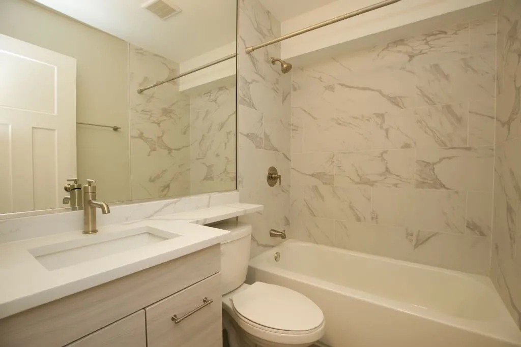 445 W Barry Ave, , 60657, USA 60657-unit#514-Chicago-IL