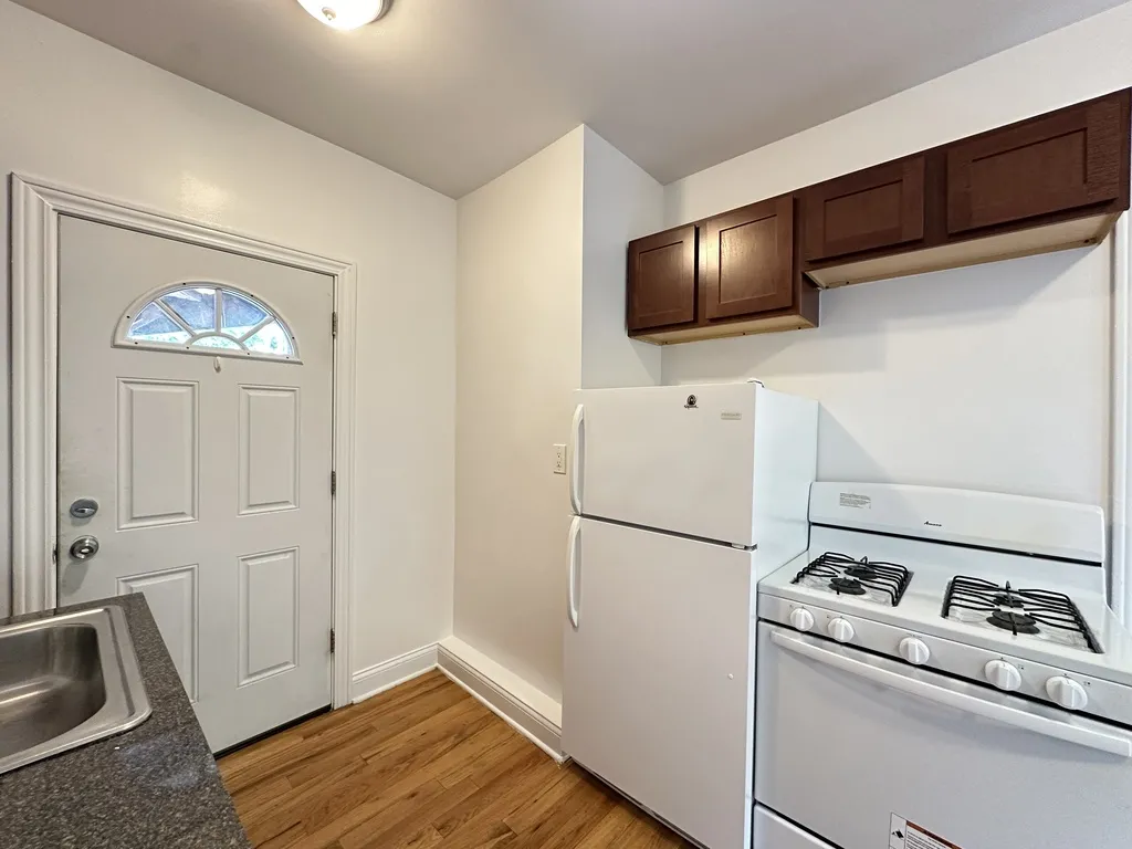 3823 N Fremont St, ,  60613, USA 60613-unit#2E-Chicago-IL