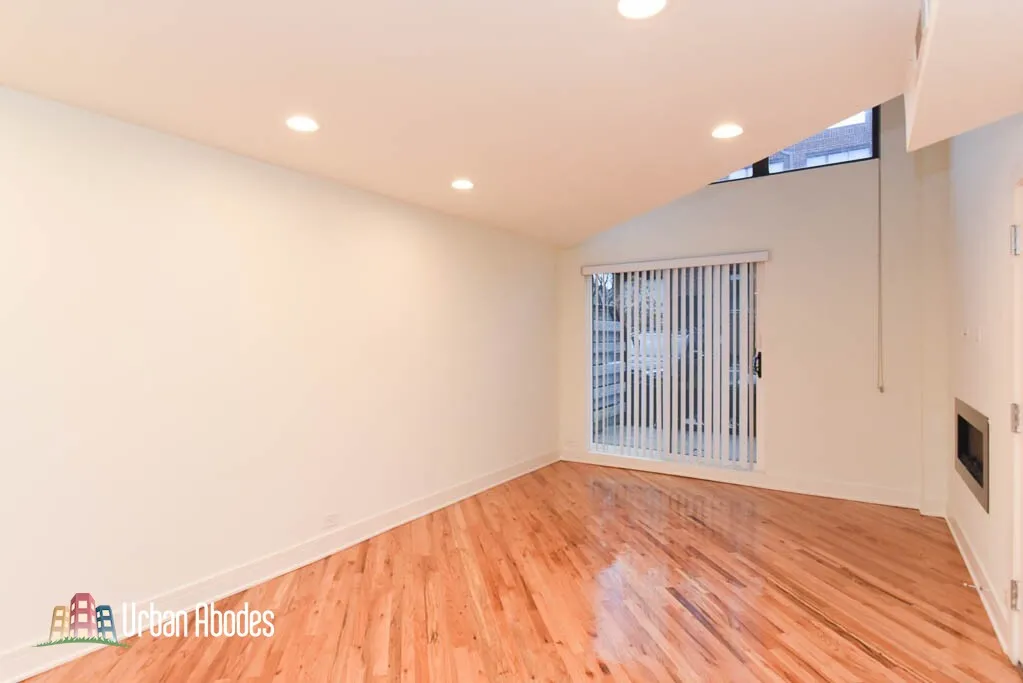 944 W Grace St, ,  60613, USA 60613-unit#B101-Chicago-IL