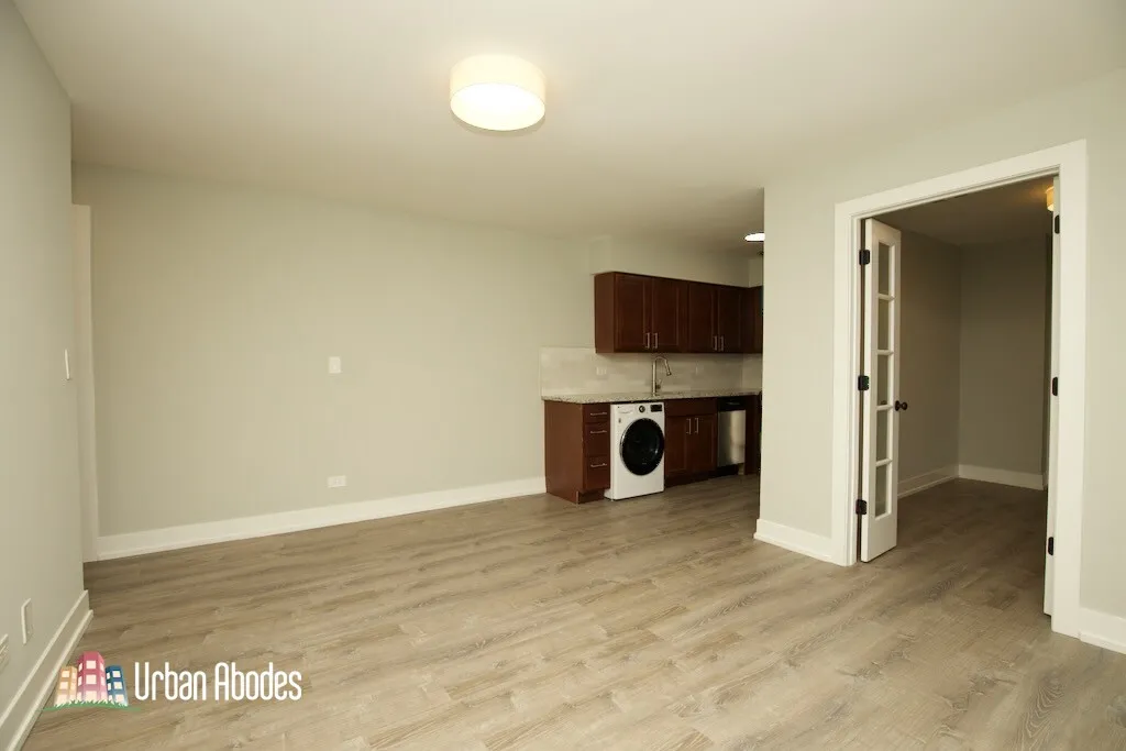 445 W Barry Ave, , 60657, USA 60657-unit#417-Chicago-IL