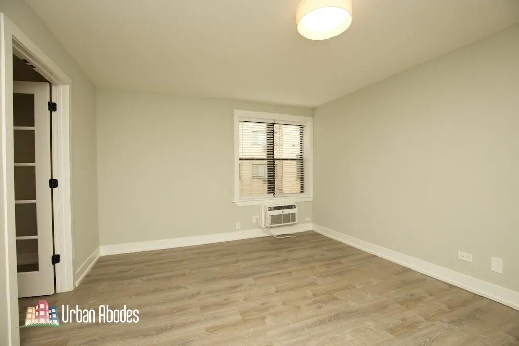 445 W Barry Ave, , 60657, USA 60657-unit#417-Chicago-IL